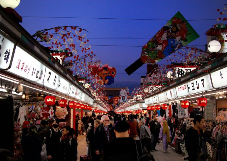 日本の花火大会ベスト10：夏の夜空を彩る絶景スポット完全ガイド